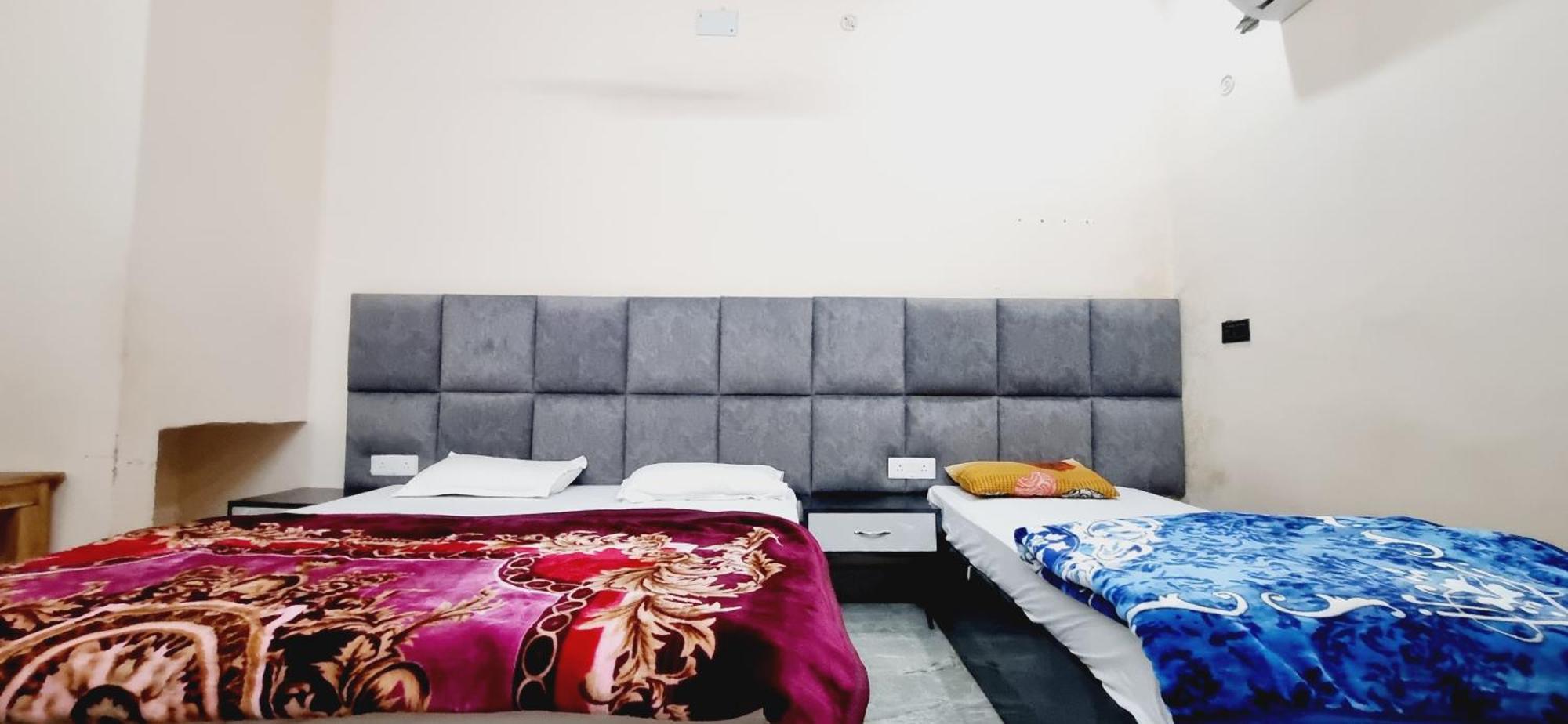 Surya Palace Ayodhya Ngoại thất bức ảnh