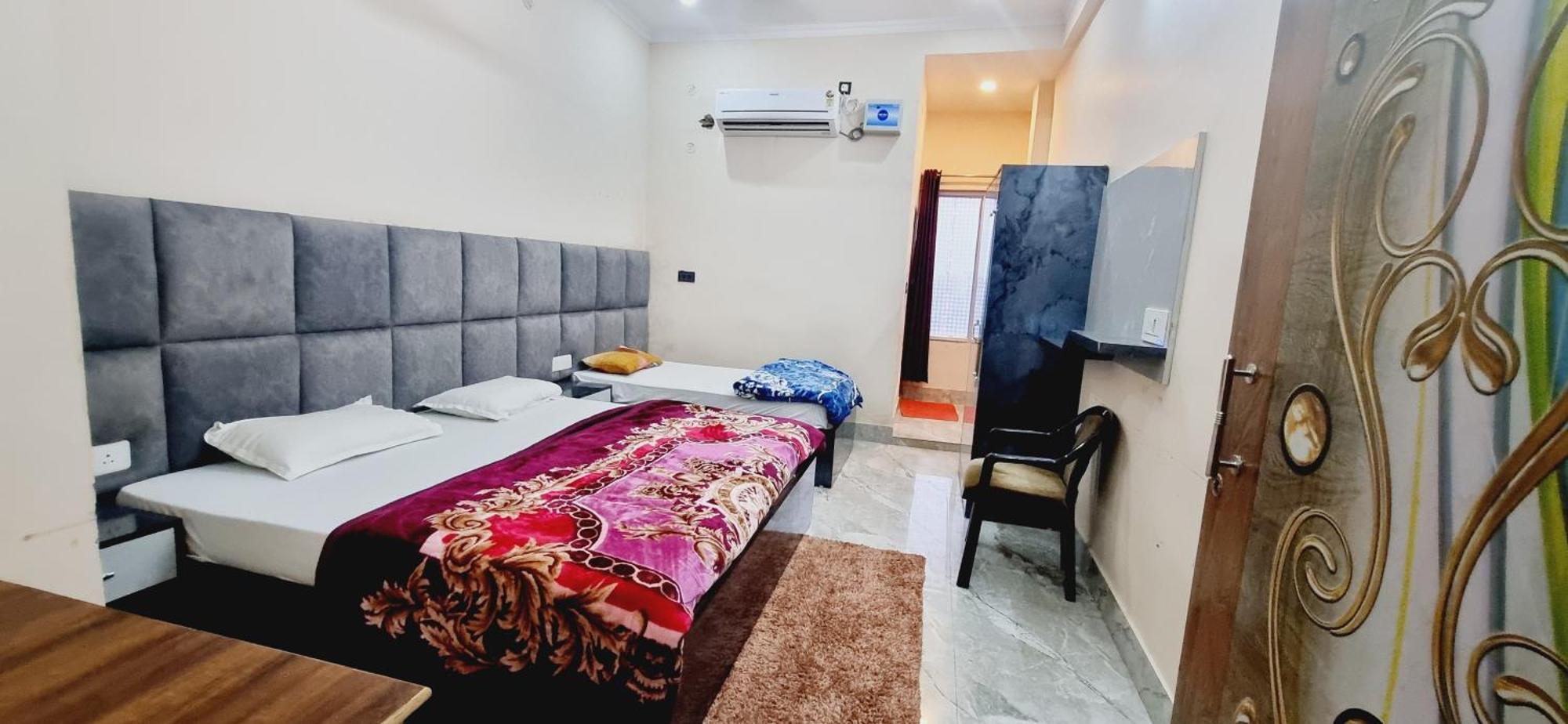 Surya Palace Ayodhya Ngoại thất bức ảnh
